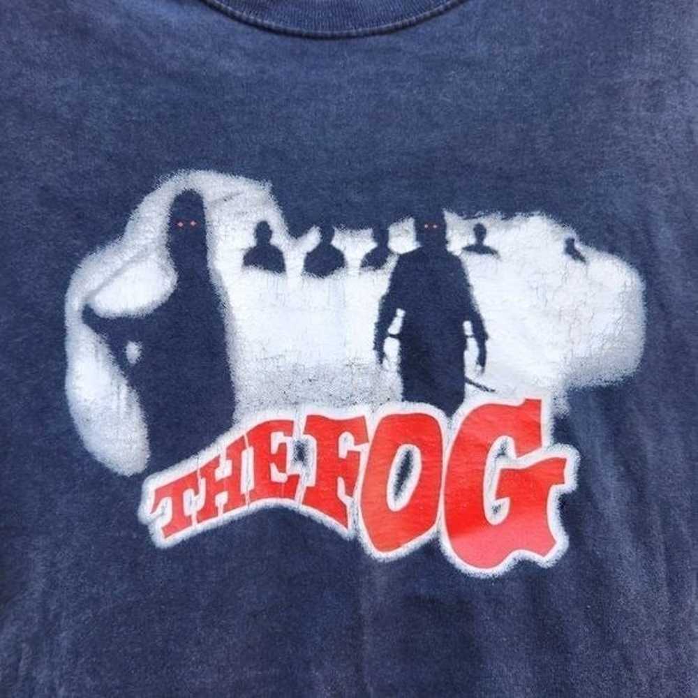 Vintage Men RARE John Carpenter THE FOG Tee Short… - image 4