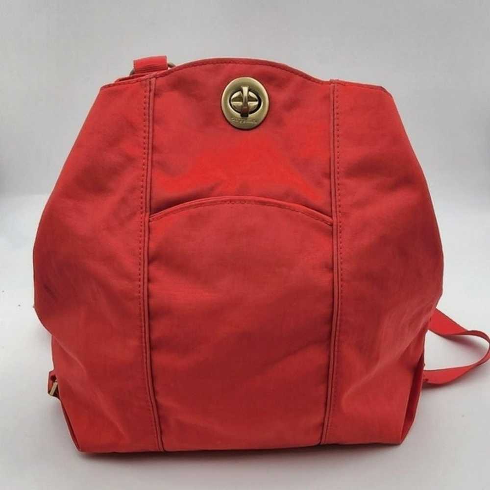 Baggallini Convertible shoulder bag to backpack i… - image 1