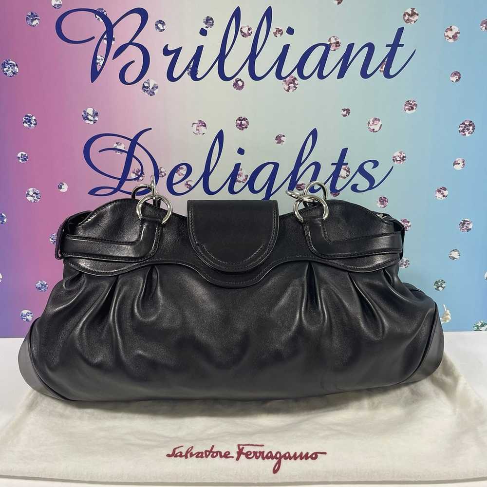 Salvatore Ferragamo Gancini leather bag LIKE NEW⭐… - image 4