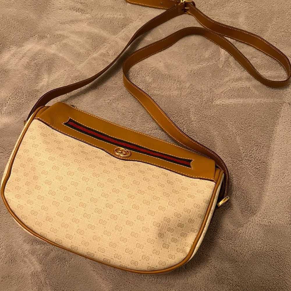 Vintage Gucci Sherry Line crossbody/shoulder - image 1