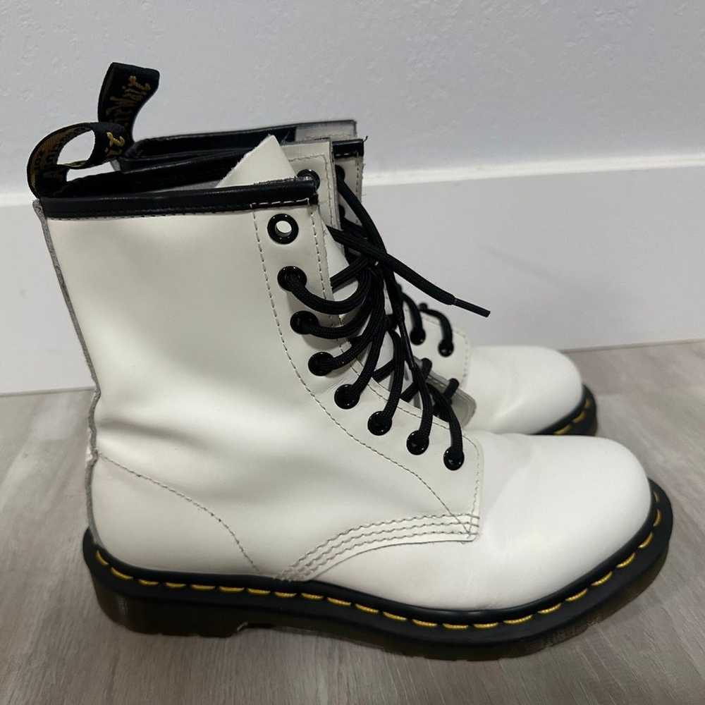 Dr. Martens Boots Womens Size 7 White Black Air W… - image 4