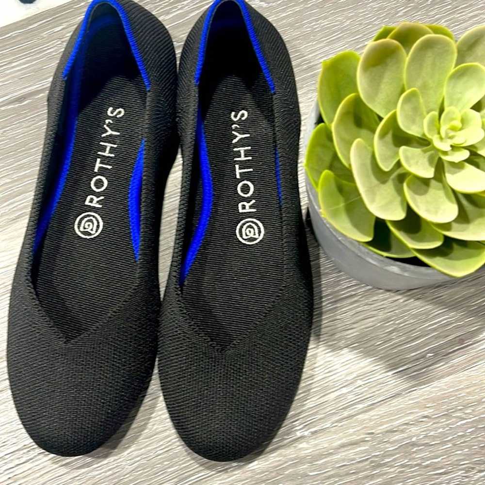 Rothy’s round toe size 7 black womans flat shoes - image 1