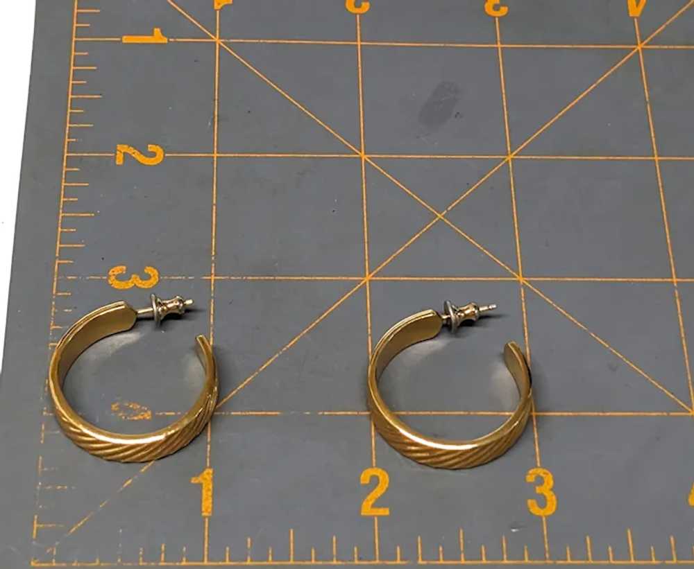 Designer Monet Textured Gold Tone Hoop Earrings - image 6