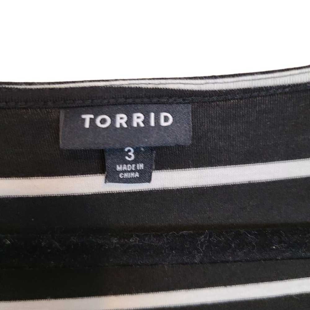 Torrid Dress Faux Wrap Dress Midi Dress Black Whi… - image 5
