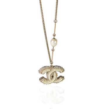 Chanel Chanel Faux Pearl CC Logo Necklace - image 1