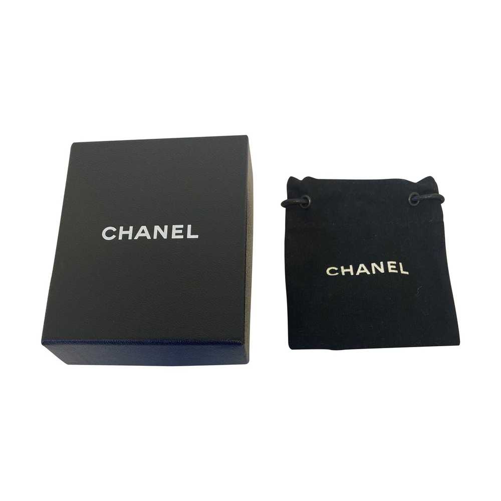 Chanel Chanel Faux Pearl CC Logo Necklace - image 4