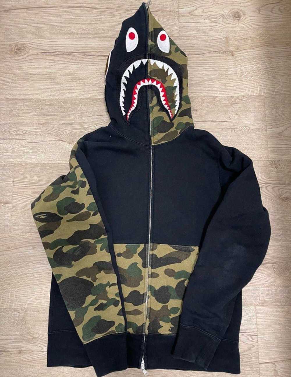 Bape Free Shipping‼️ Bape 20th Anniversary Shark … - image 1