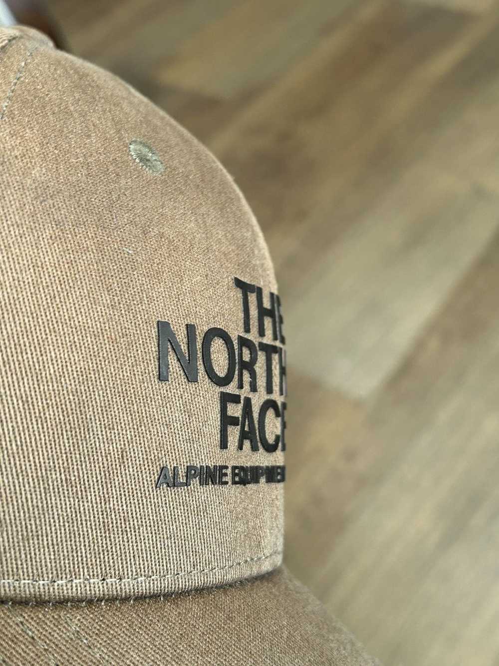 The North Face × Vintage 00’s The North Face Fade… - image 3