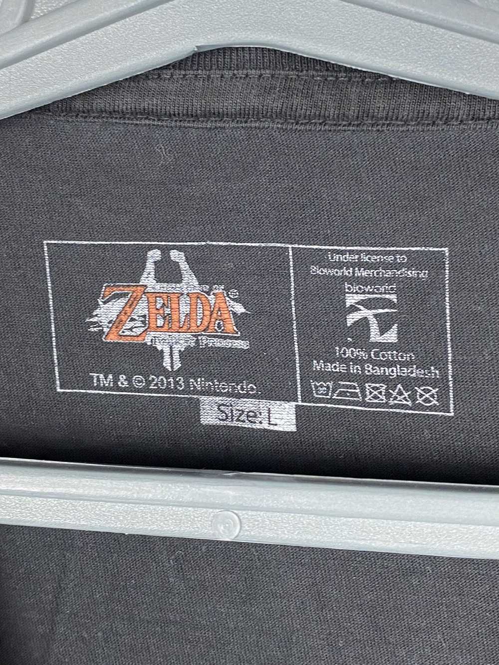 Movie × Nintendo × Vintage 2011 Legend of Zelda T… - image 4