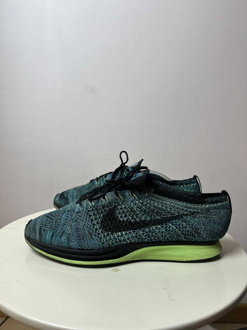 Nike × Streetwear × Vintage Nike Flyknit Racer Bl… - image 4