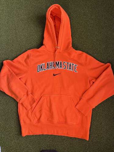 Nike Oklahoma state center swoosh