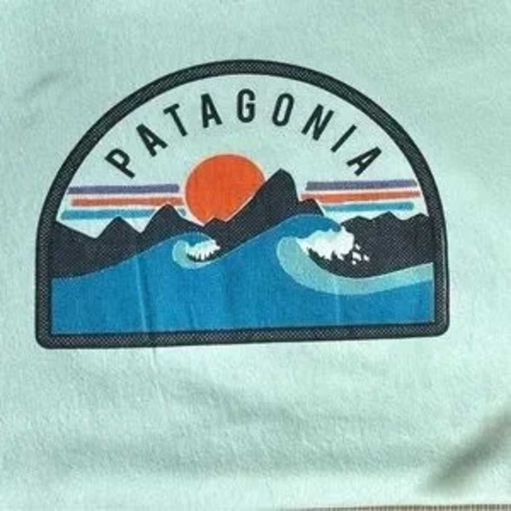 Patagonia Boardie Badge Logo Organic Men's Slim F… - image 3