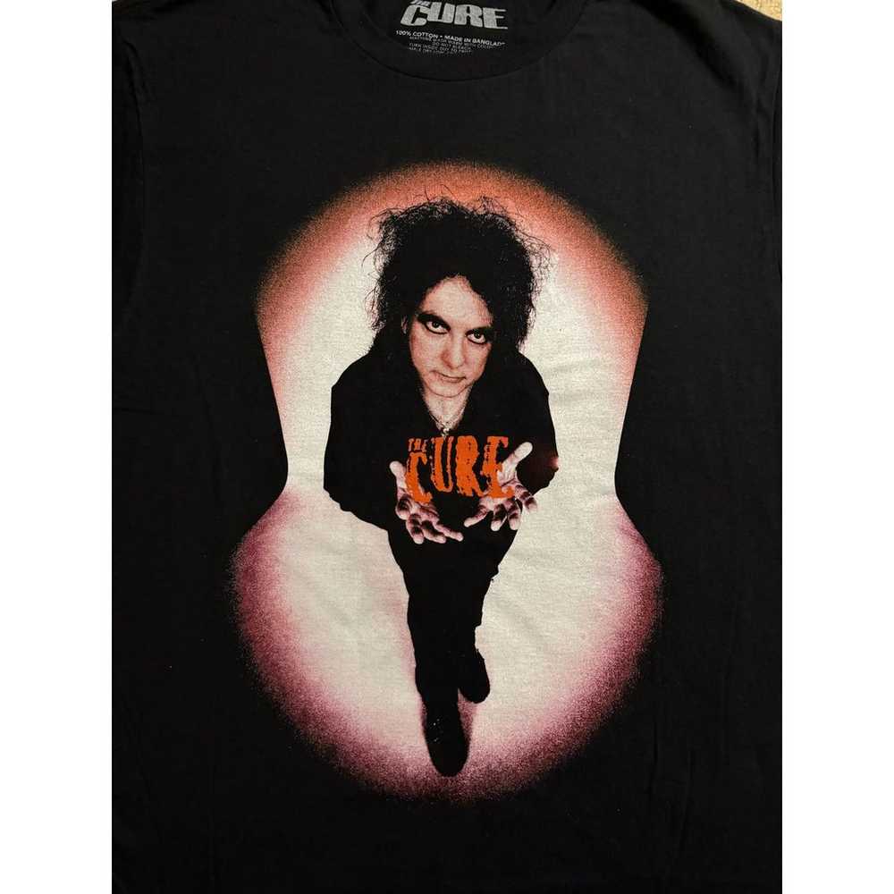 NWOT Hot Topic The Cure Robert Smith Black Tee - image 2