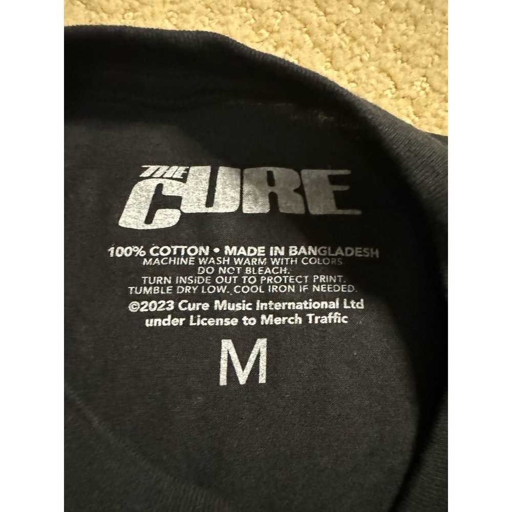 NWOT Hot Topic The Cure Robert Smith Black Tee - image 4