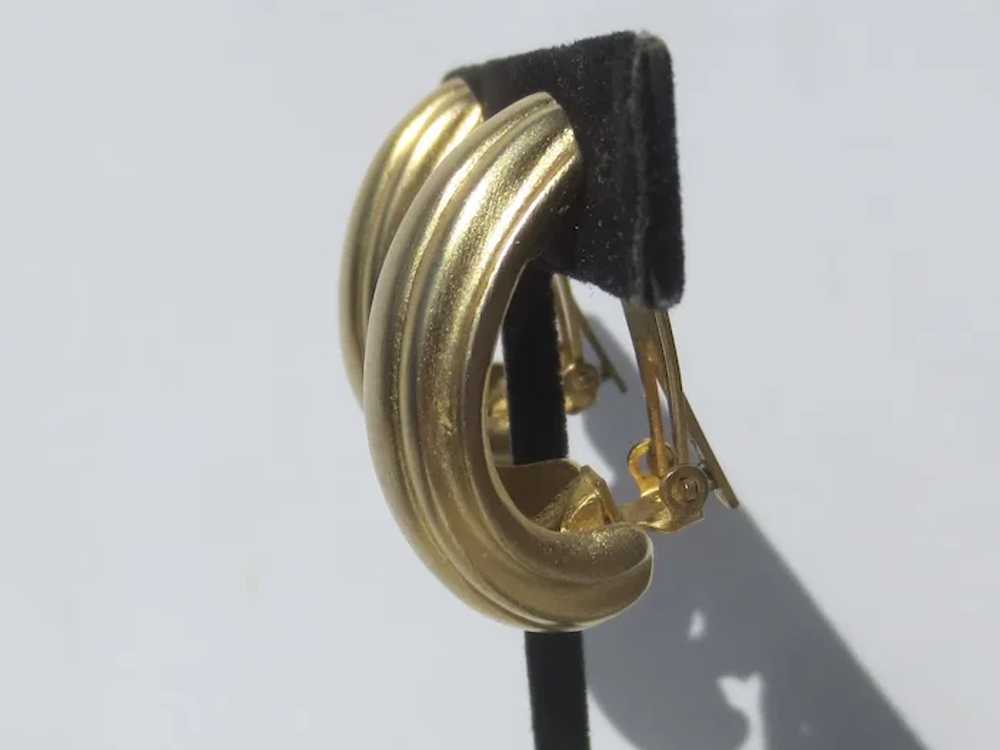 GoldTone Costume Clip-On Earrings circa 60s-70s - image 2