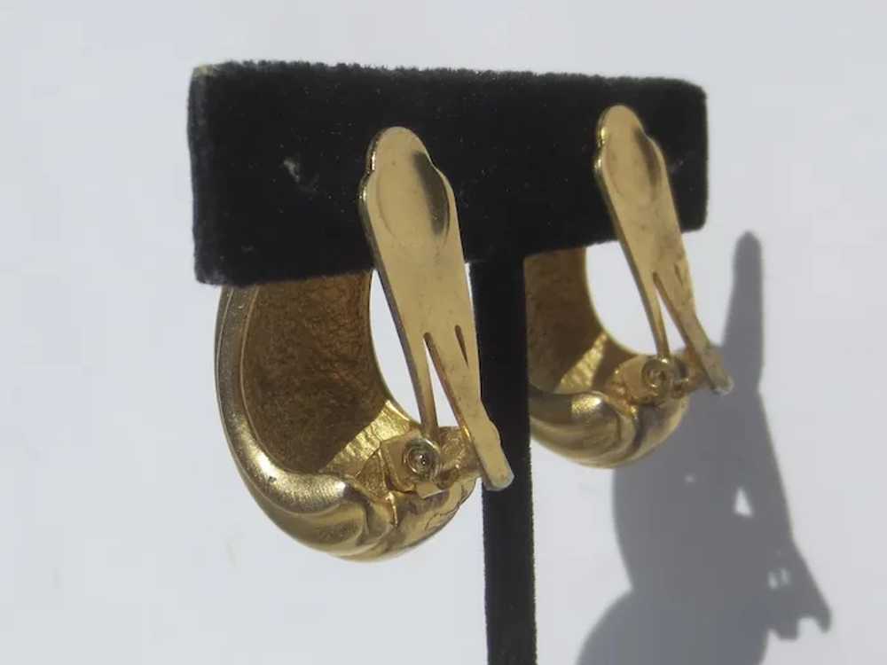 GoldTone Costume Clip-On Earrings circa 60s-70s - image 3