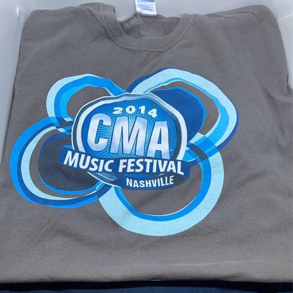 2014 CMA music festival Nashville Tennessee T-shi… - image 1