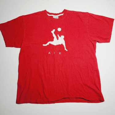 Vintage Nike Air Y2K Red Futbol Soccer T-Shirt Me… - image 1