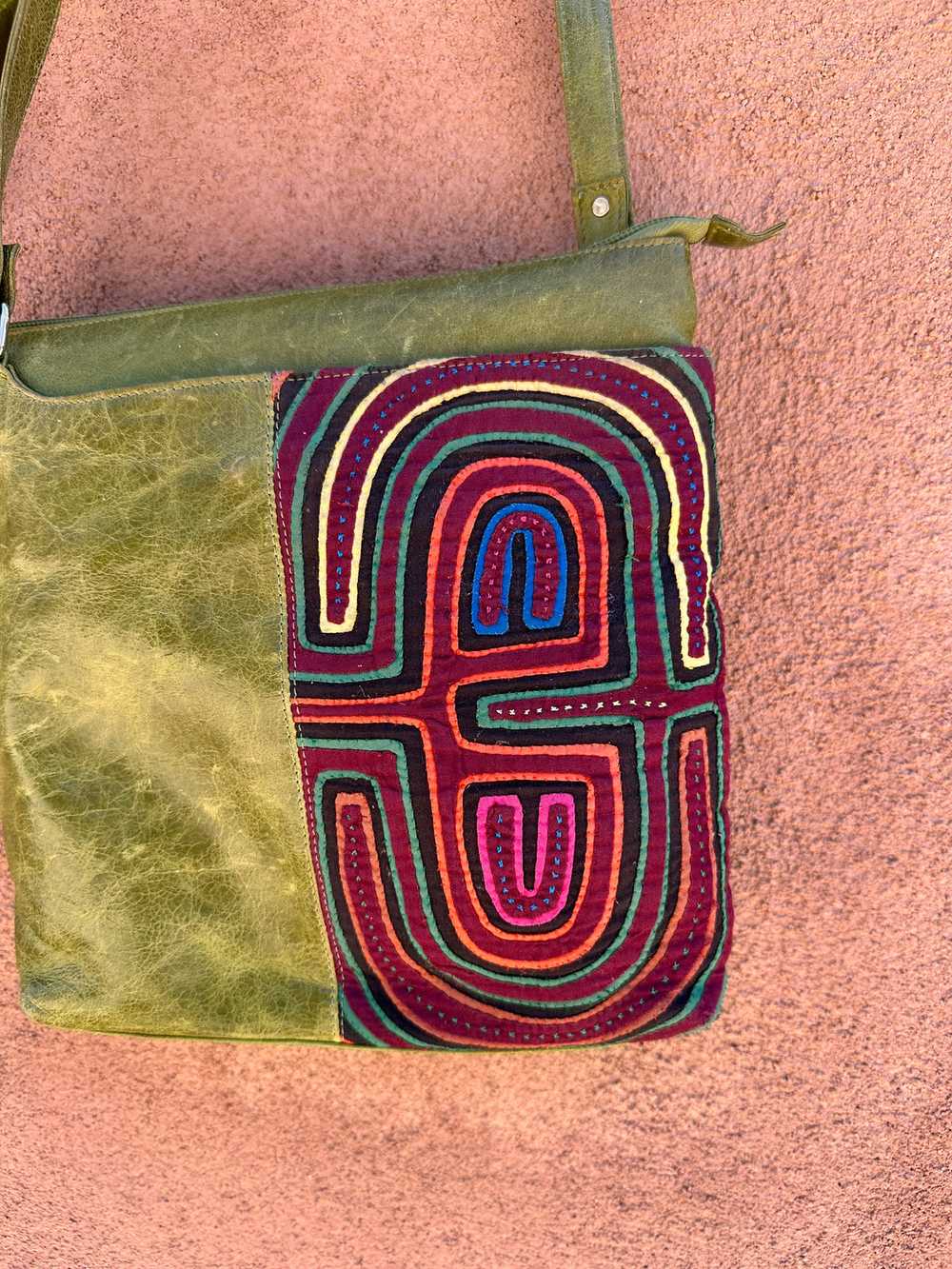 Green Leather Purse with Columbian Wayúu Tapestry - image 2