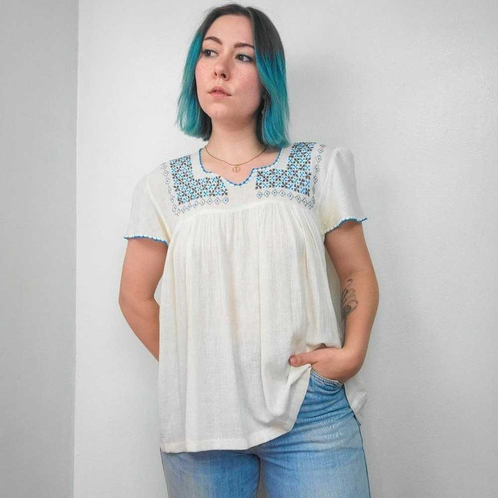 Vintage 1970s Embroidered Babydoll Peasant Top - image 2