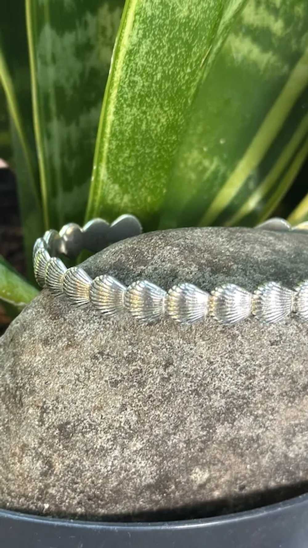 Sterling ‘shell’ cuff bracelet - image 4