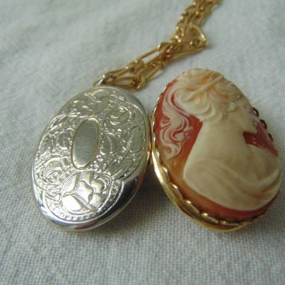 beautiful cameo locket pendant necklace - image 5