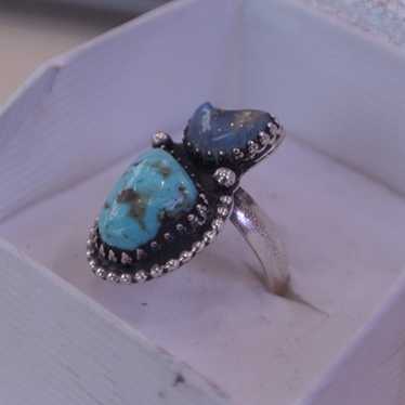 Beautiful vintage turquoise and moonstone Ring in 