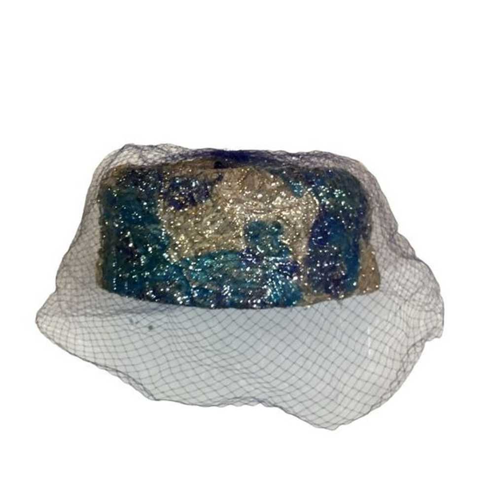 Vintage 1950s Pillbox Hat With Netting - image 10