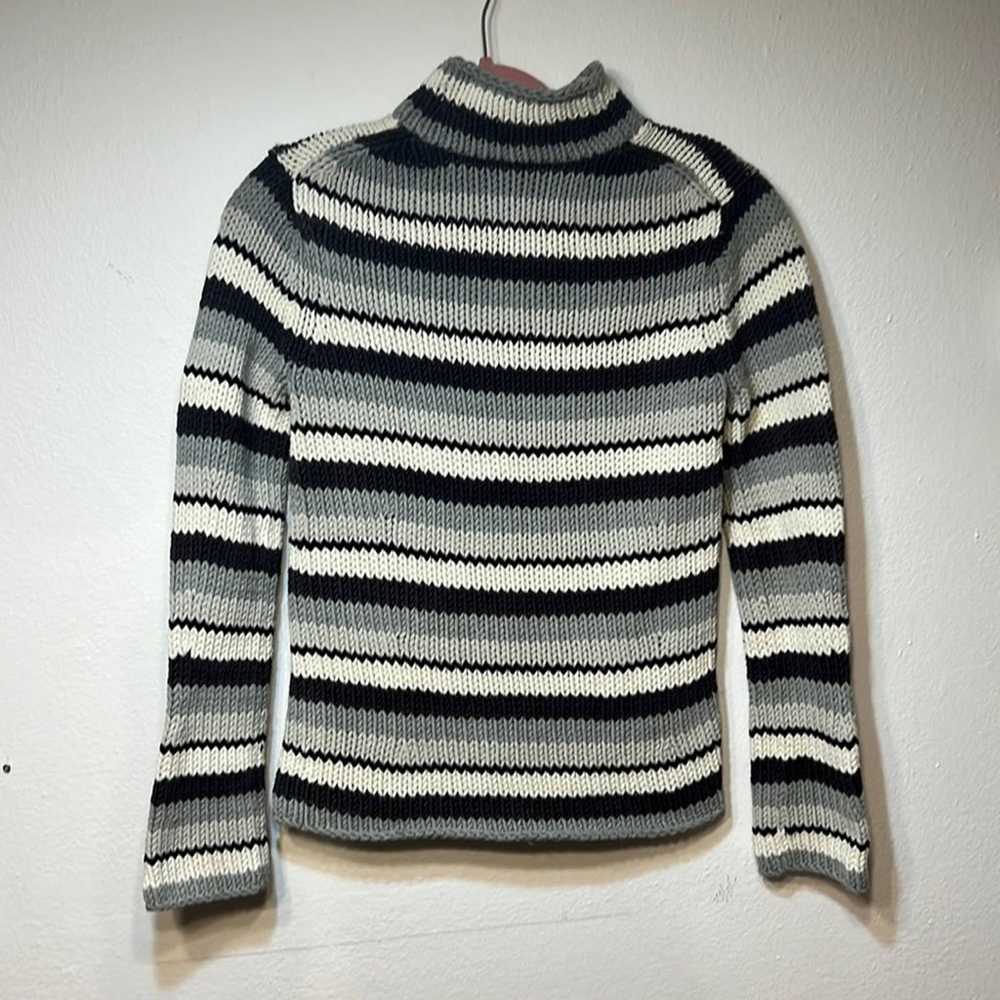 GAP Y2K vintage stripped knit sweater size medium - image 1