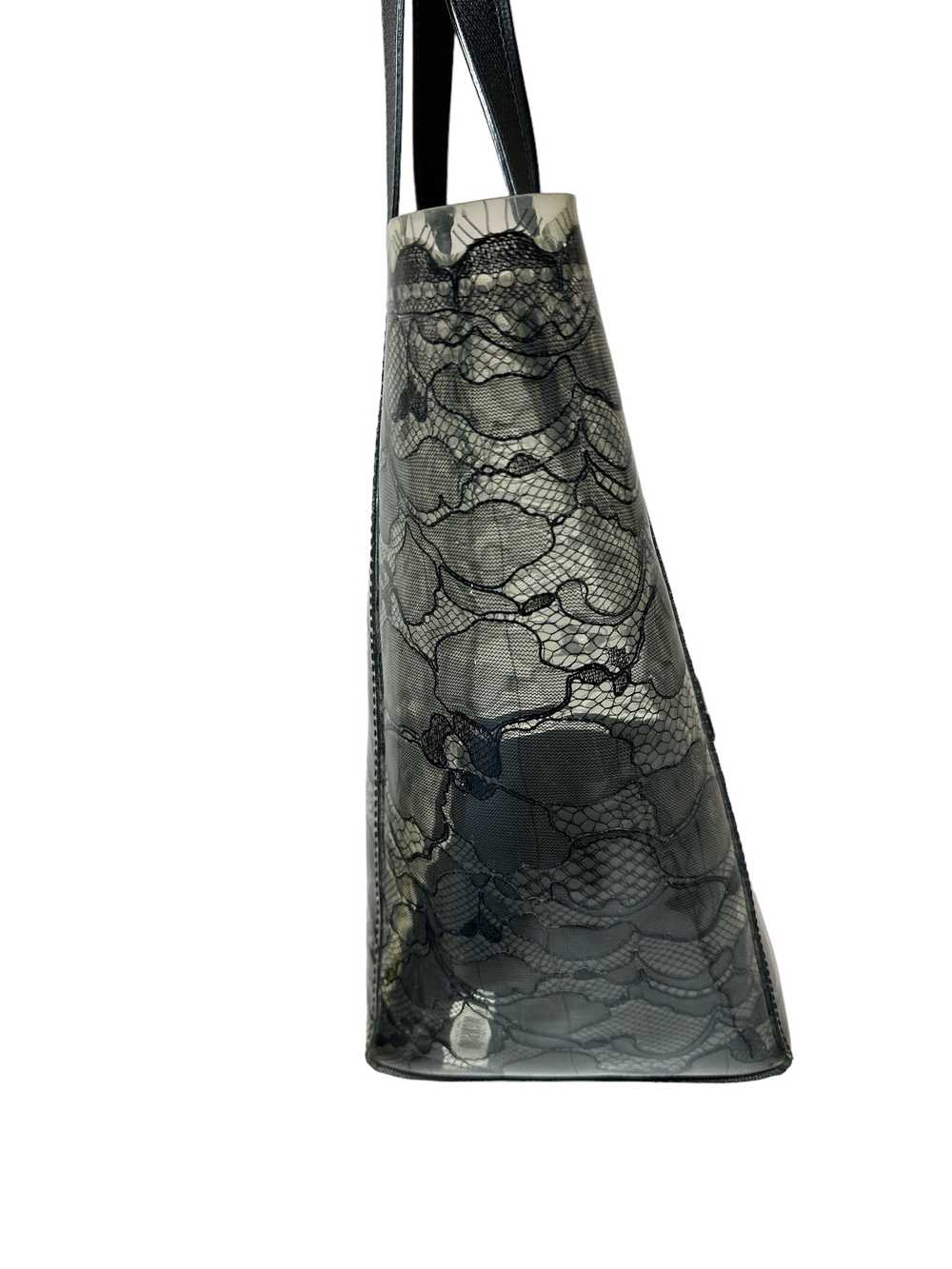 Trend: Marc Jacobs Lace Lucite Bag - image 5
