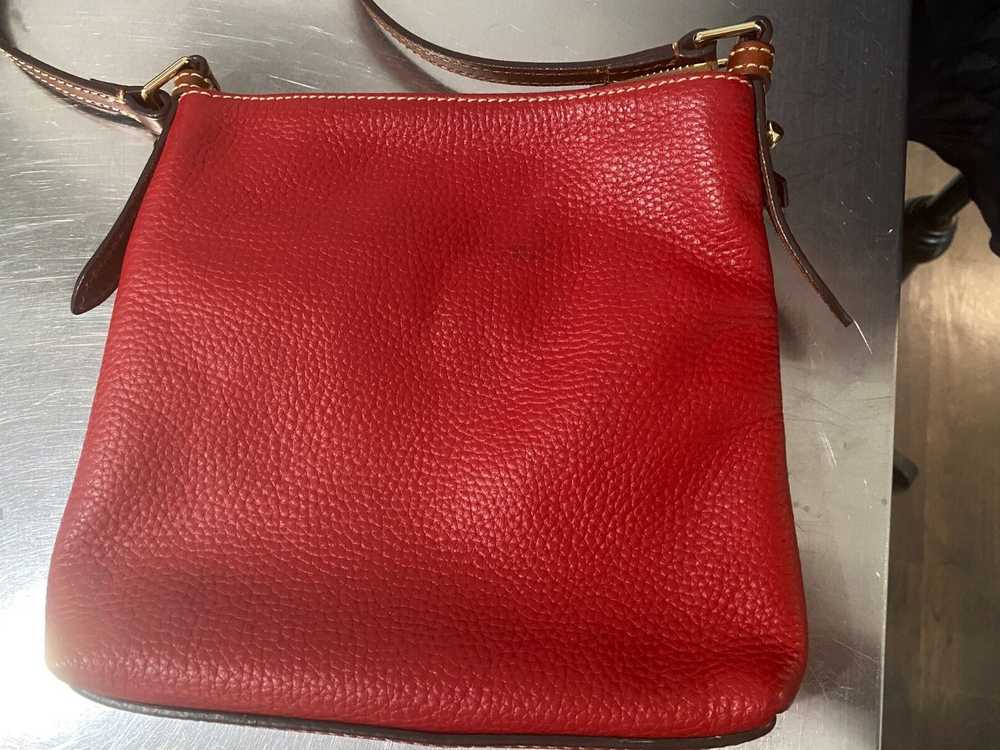 AUTH DOONEY & BOURKE RED PEBBLED LEATHER CROSSBOD… - image 3