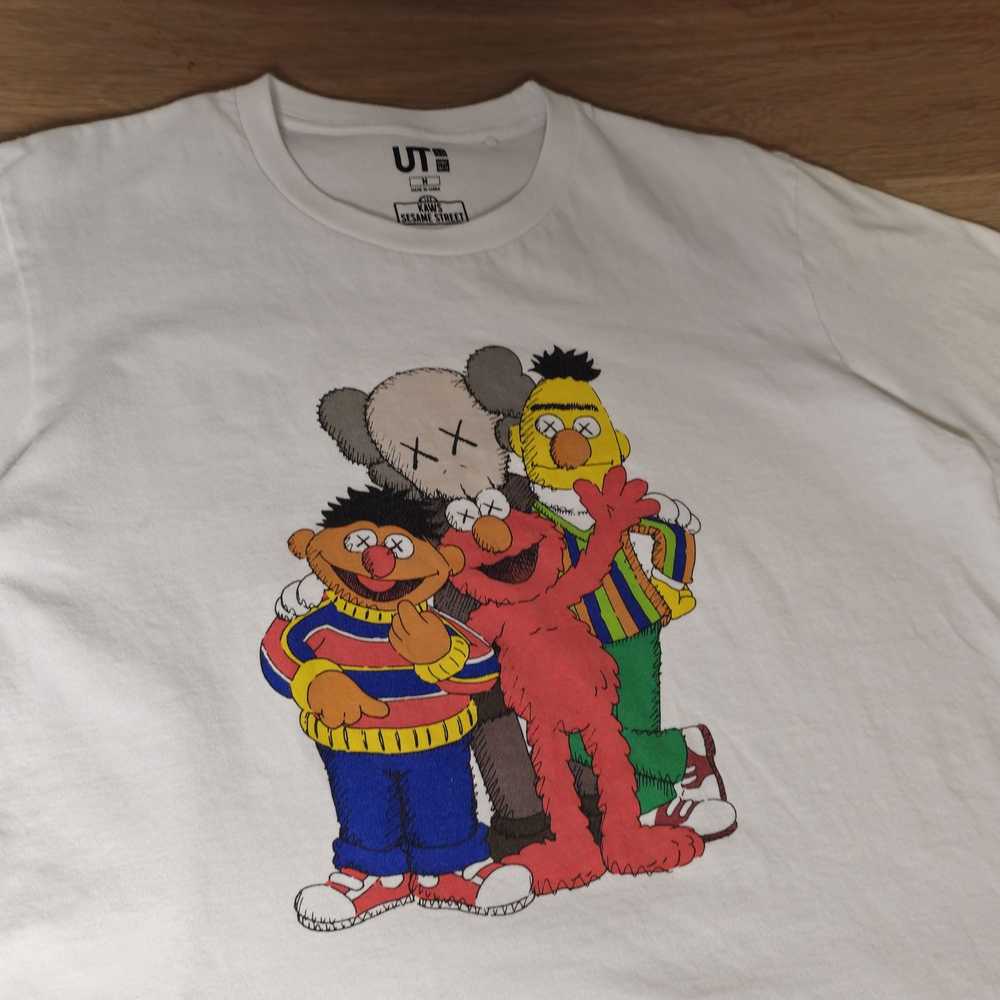 Kaws × Uniqlo Kaws x Sesame Street SS18 T Shirt - image 2