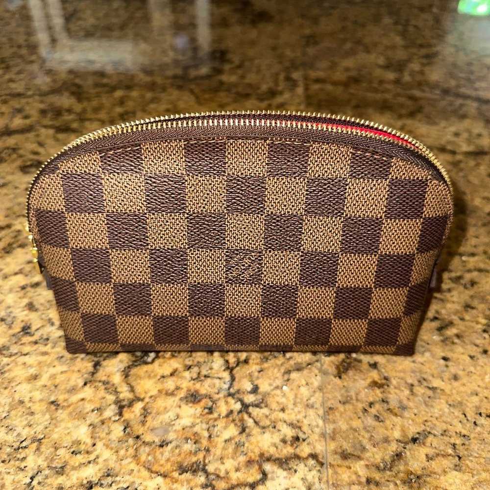 Louis Vuitton Cosmetic Pouch in Damier Ebene Print - image 5