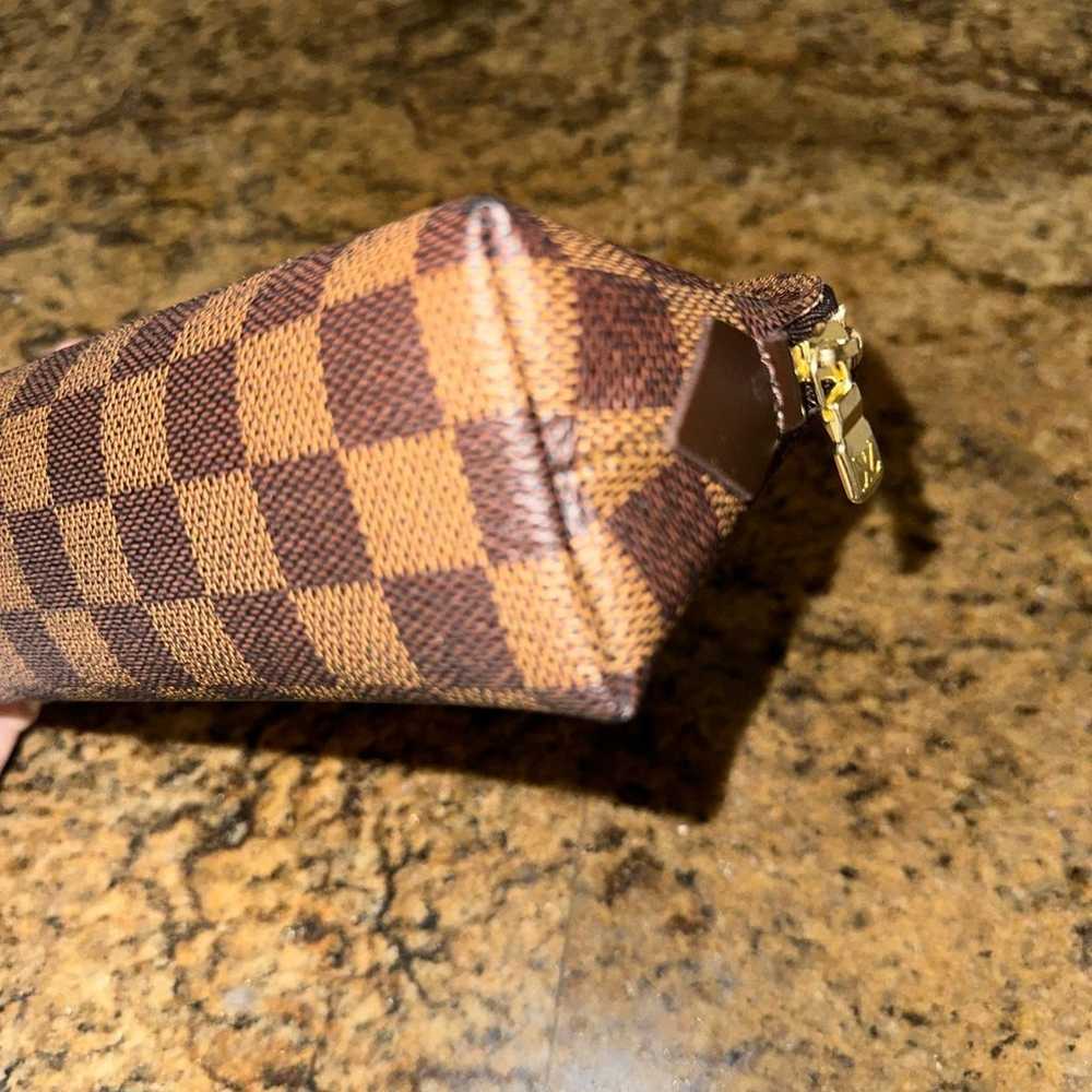 Louis Vuitton Cosmetic Pouch in Damier Ebene Print - image 9