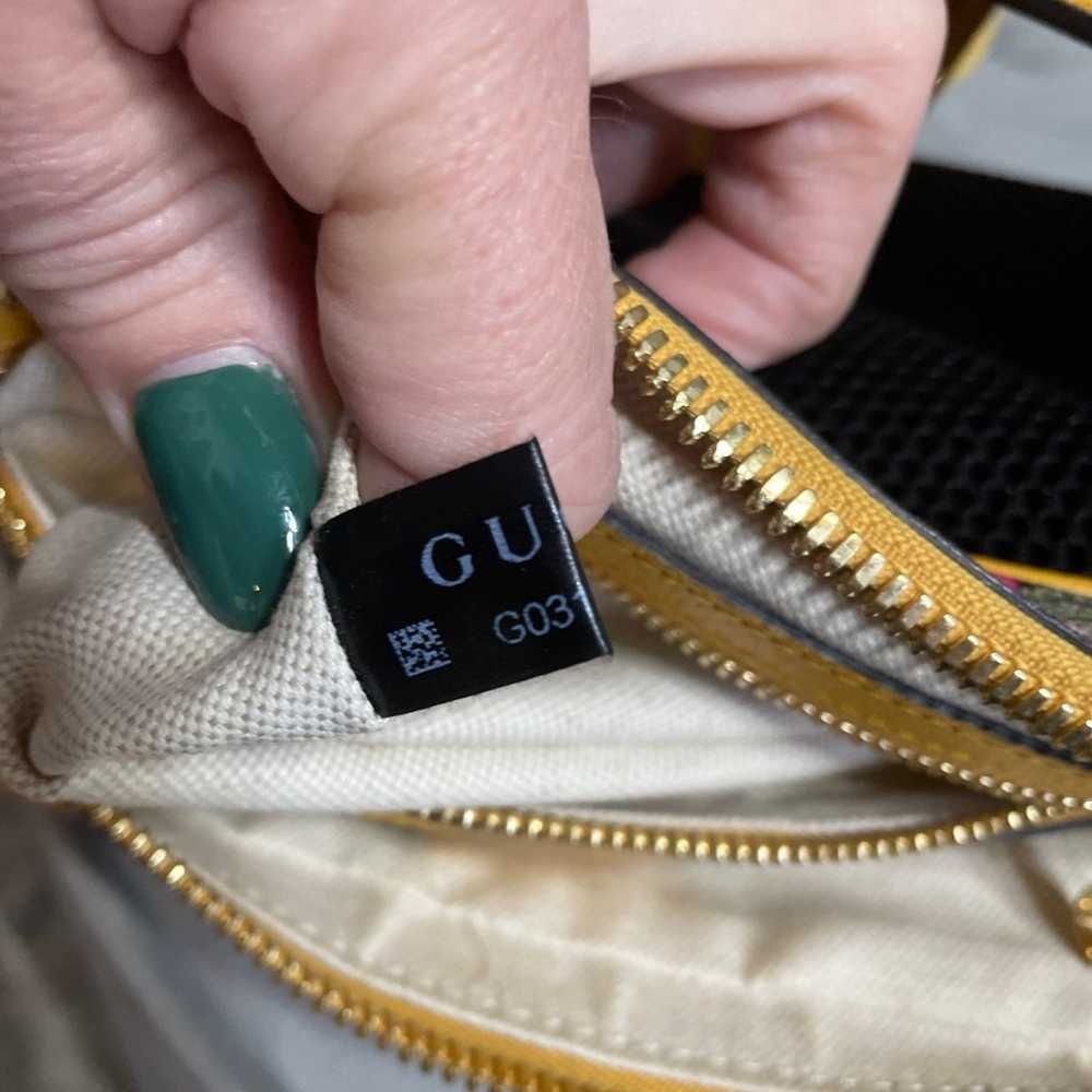 Gucci bum bag - image 10