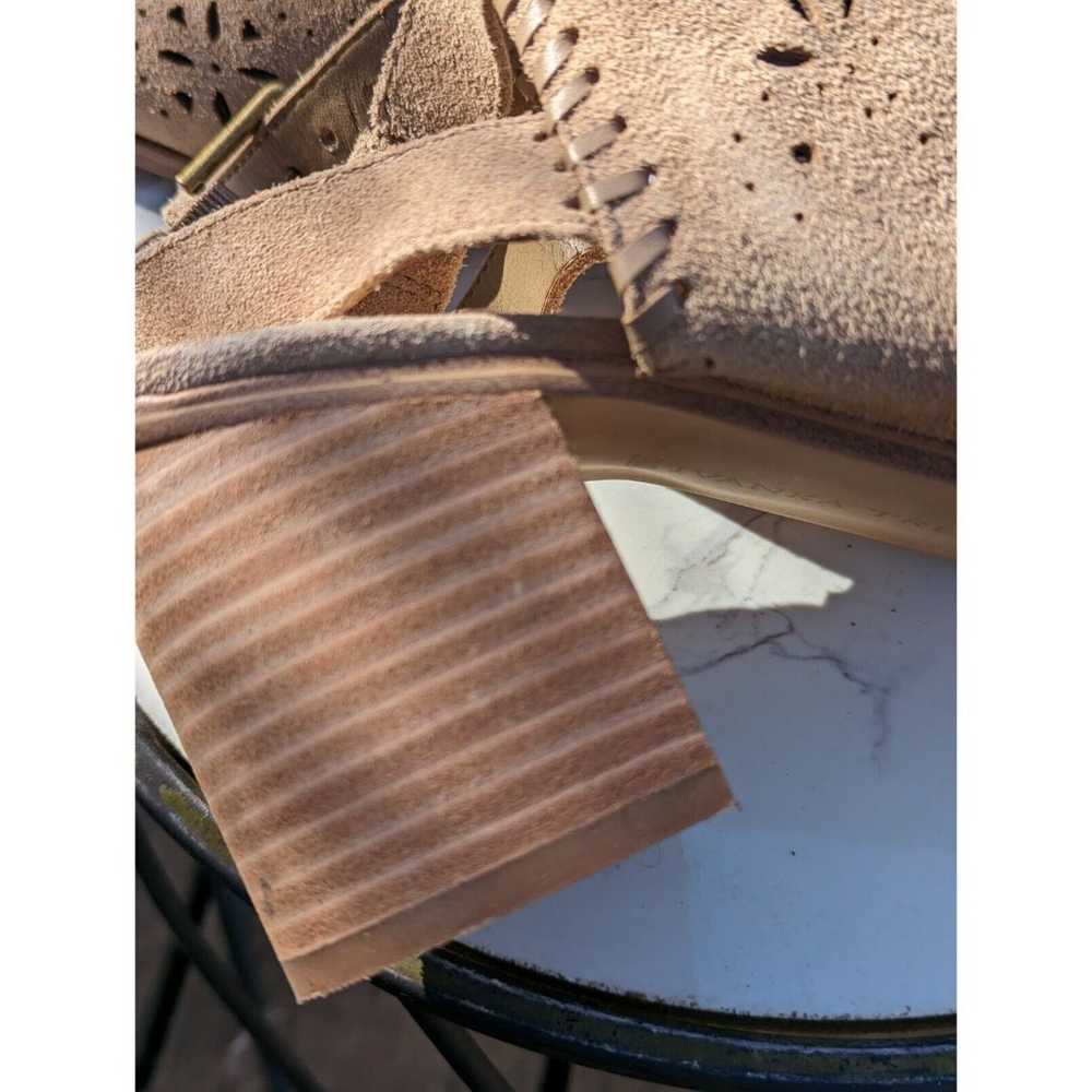 Exc Ivanka Trump Beige Dora Perforated Leather Su… - image 9