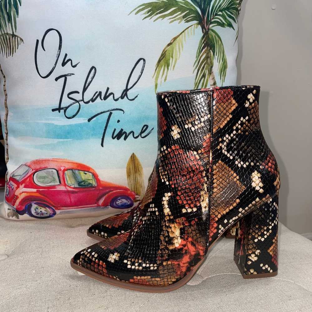 Steven Madden Rayni Snakeskin Multi Color Ankle B… - image 3