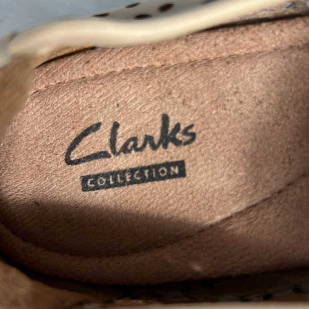 Clarks Collection Tan Beige Perforated Bow Toe Fl… - image 3