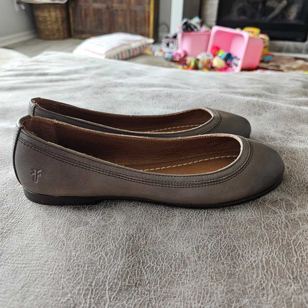 Frye Carson Leather Ballet Flats. - image 4