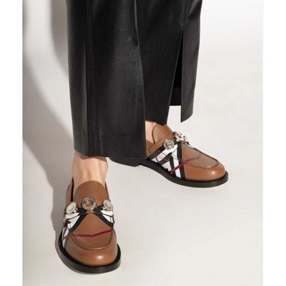 Burberry Leather flats - image 4