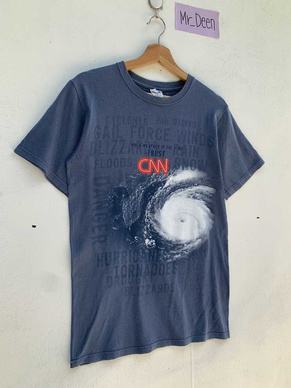 Vintage Vintage 90s CNN The World News Leader Tsh… - image 2