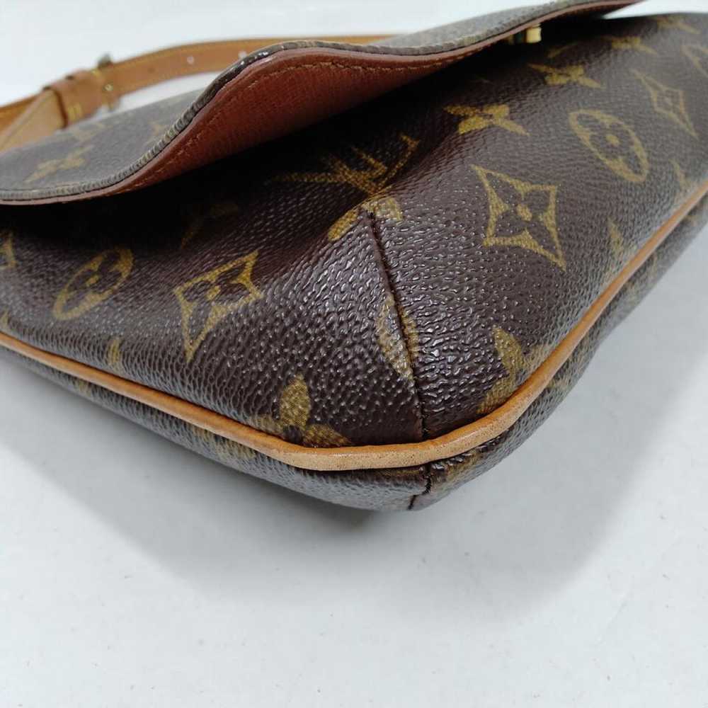 Louis Vuitton Musette Tango leather crossbody bag - image 8