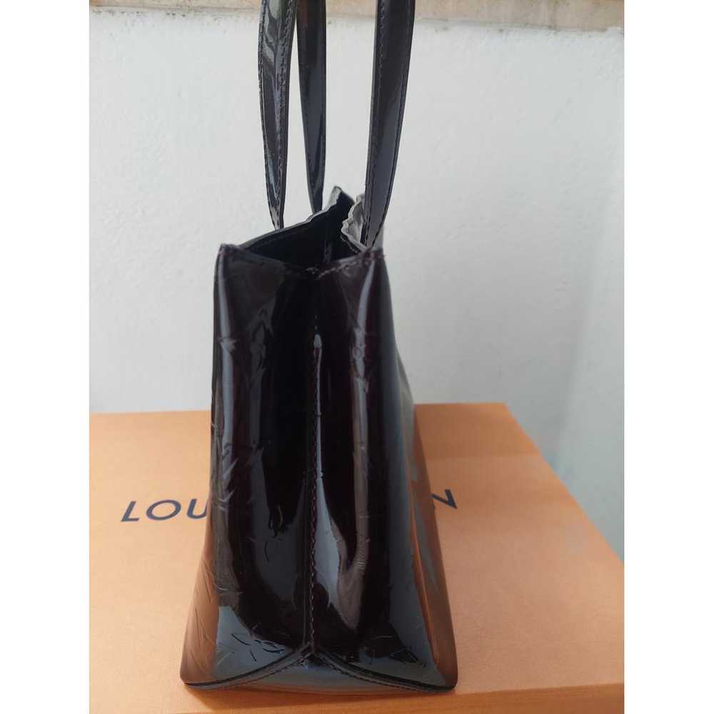 Louis Vuitton Wilshire patent leather handbag - image 3
