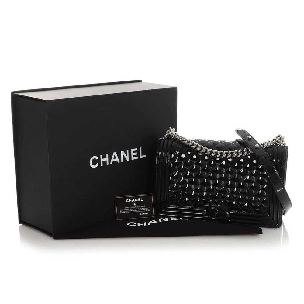 Chanel Boy patent leather crossbody bag - image 2