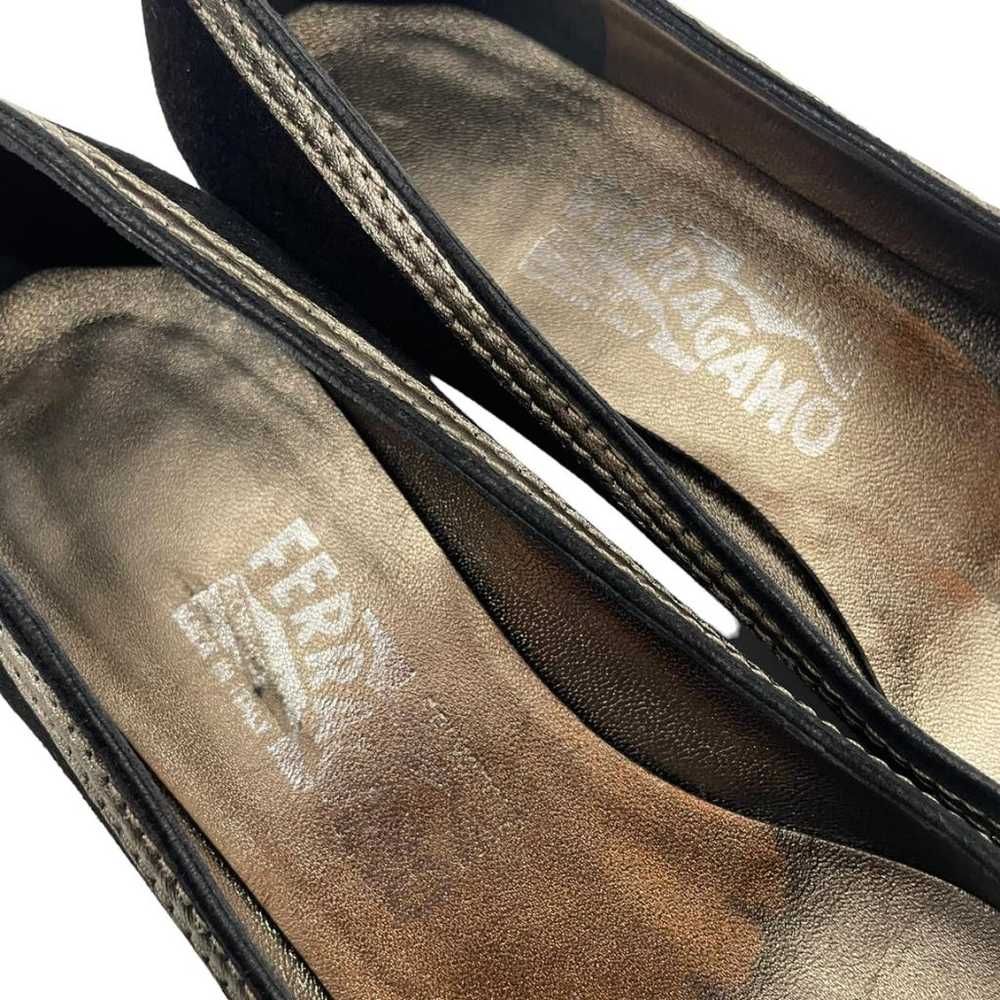 Salvatore Ferragamo Flats - image 5