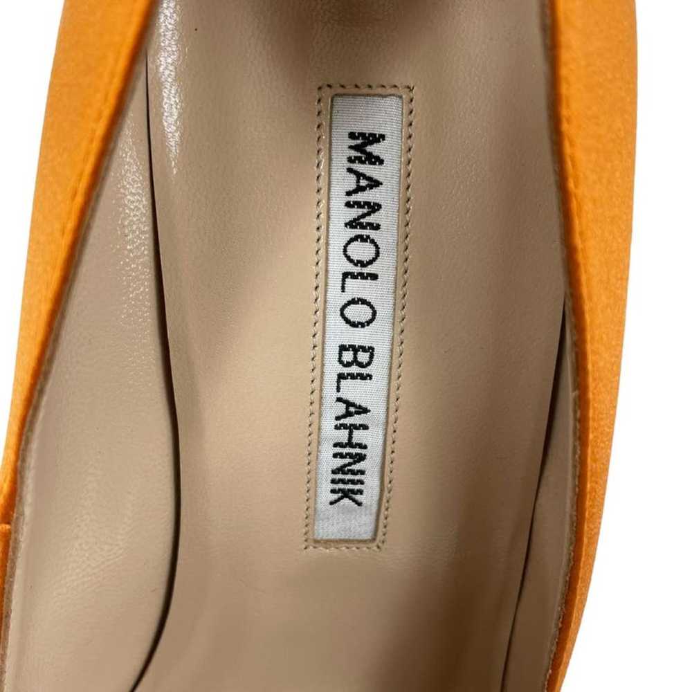 Manolo Blahnik Hangisi cloth heels - image 11