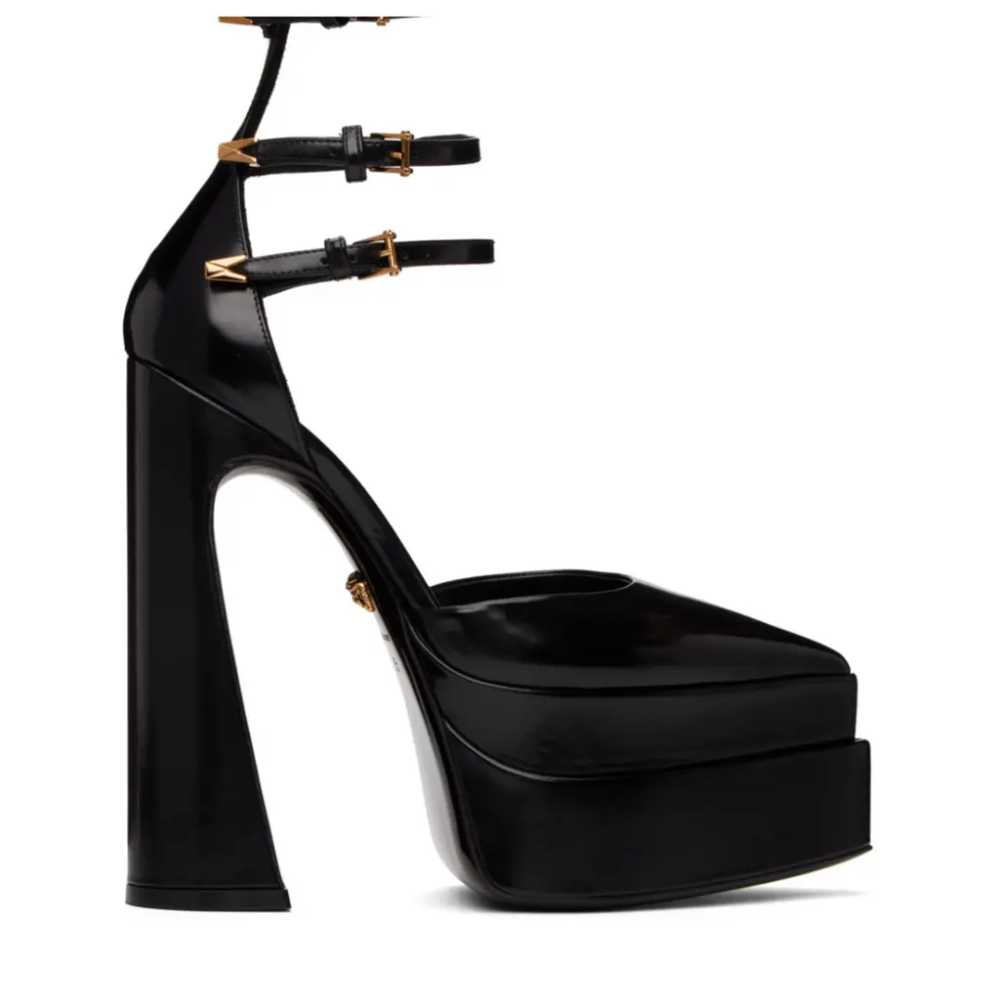 Versace Medusa Aevitas leather heels - image 4