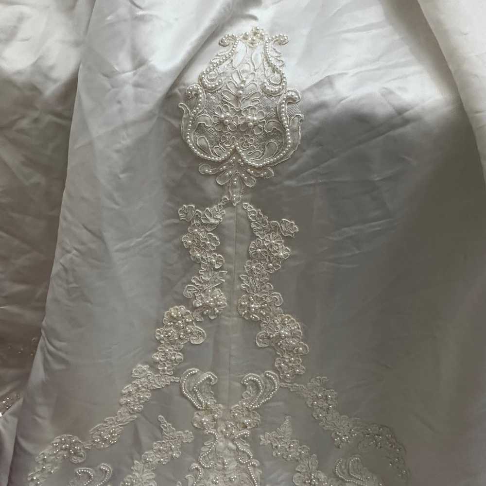 Vintage wedding skirt translates to a size 4 beau… - image 3