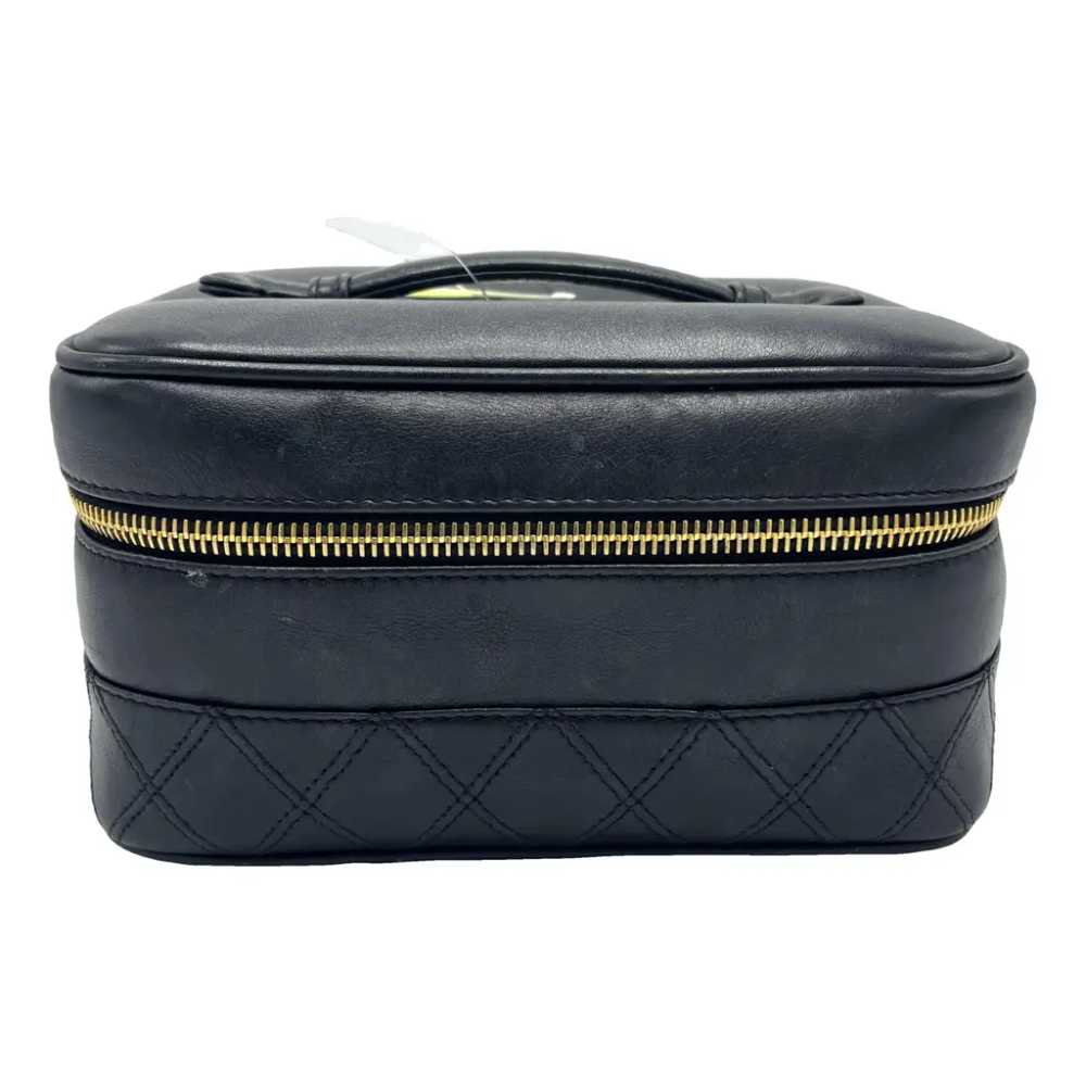 Chanel Leather vanity case - image 1