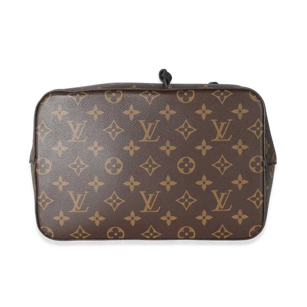 Louis Vuitton NéoNoé leather handbag - image 3